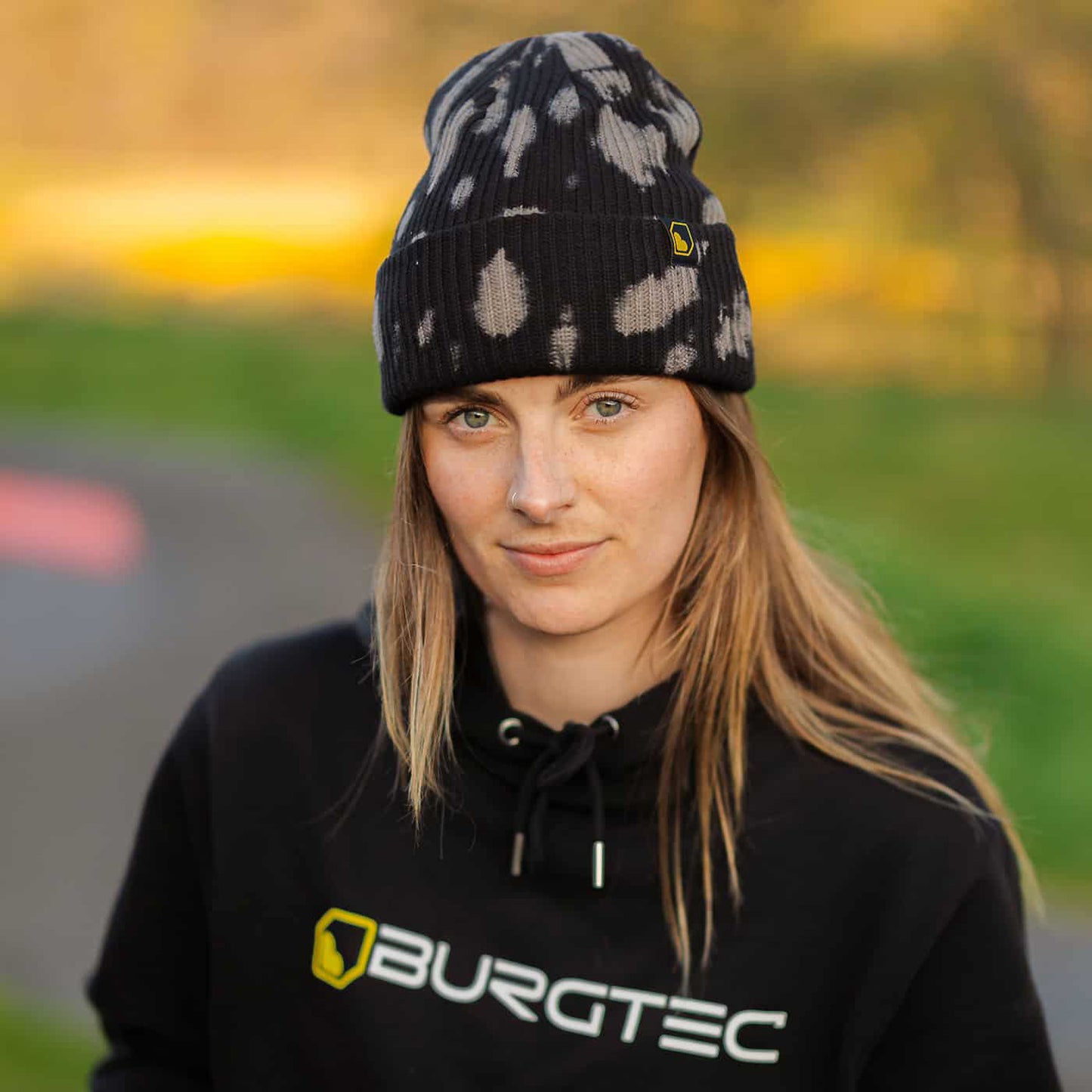BURGTEC MOBSTER muts zwart/grijs