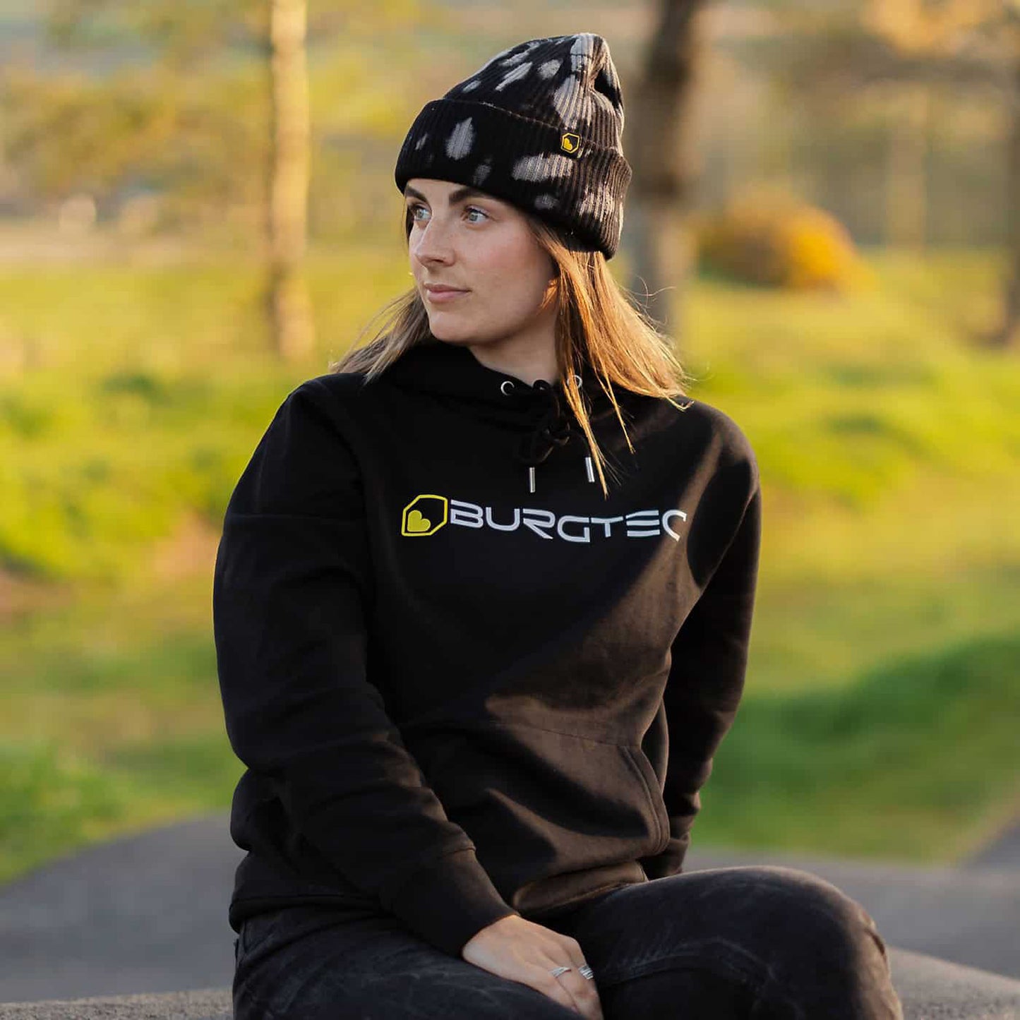 BURGTEC MOBSTER muts zwart/grijs