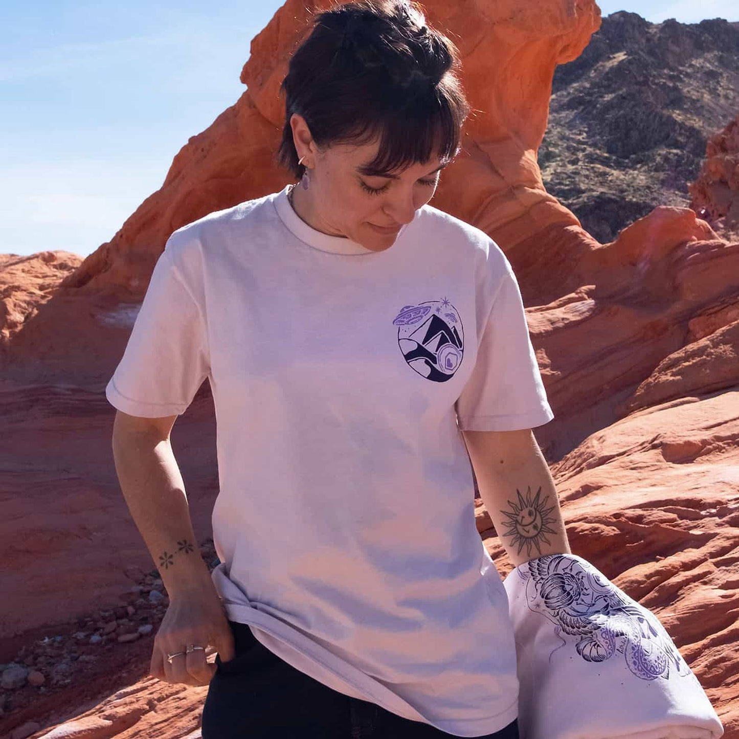 BURGTEC DESERT QUEEN T-shirt
