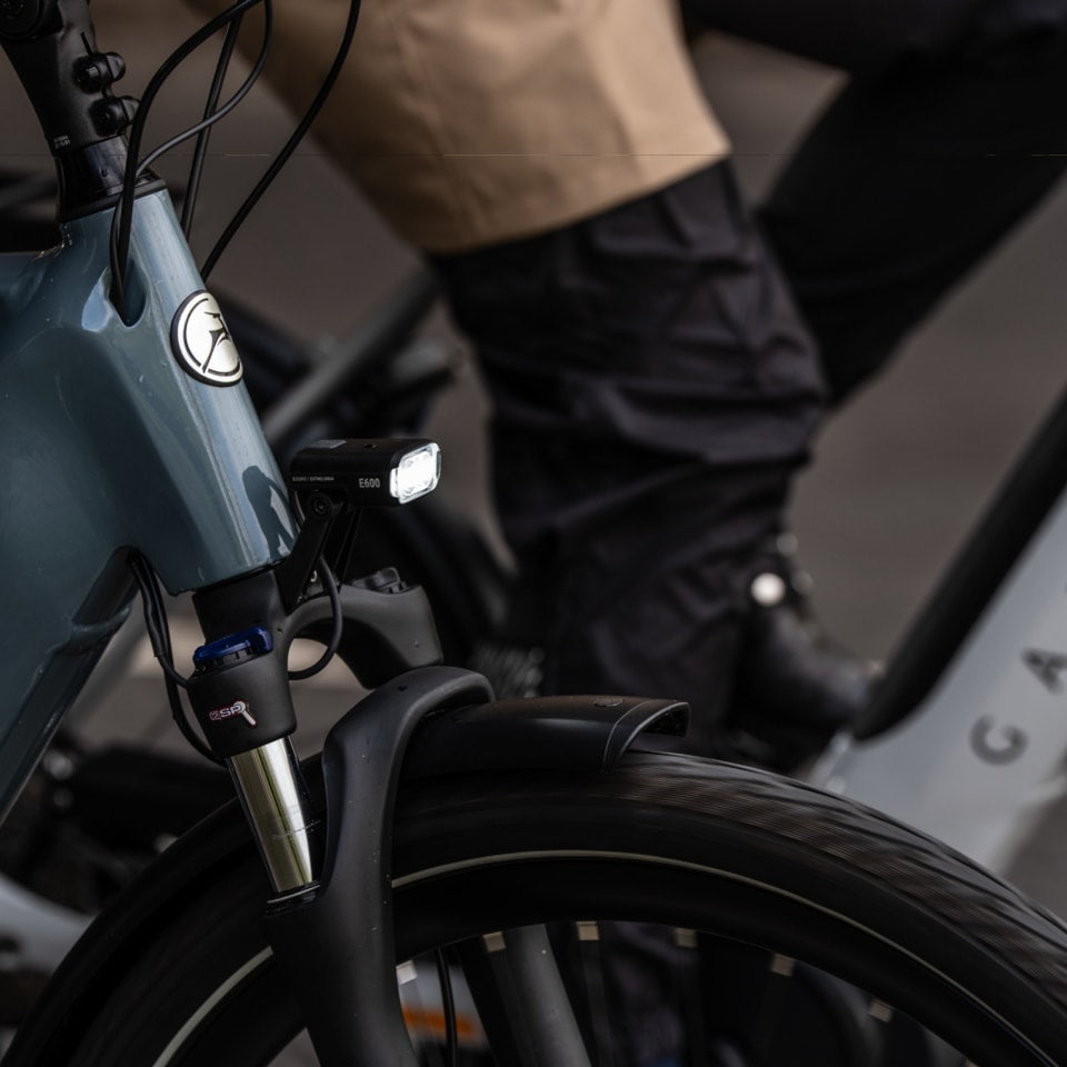 BBB E-STRIKE URBAN 600 frontverlichting met bedrade bediening