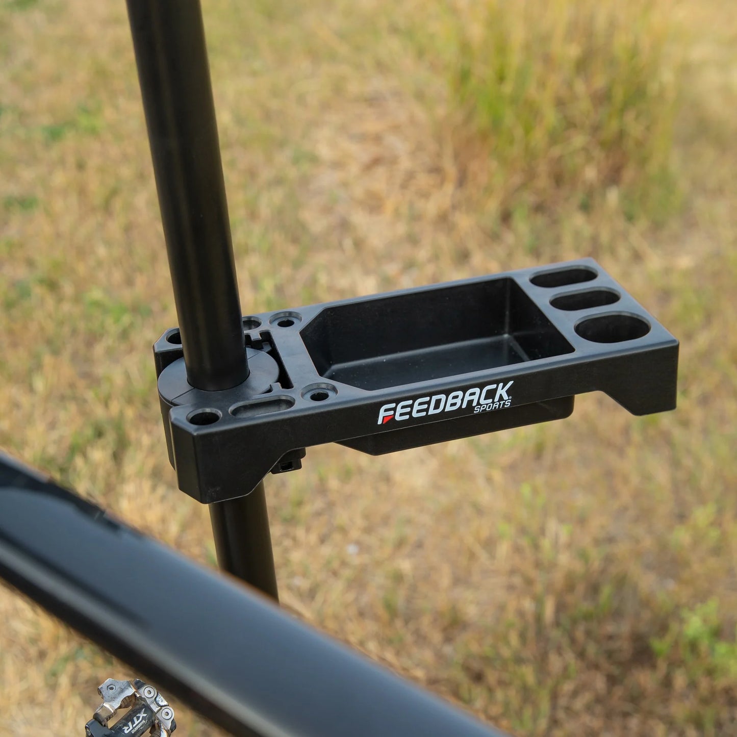 Compacte gereedschapshouder voor werkbankpoot van FEEDBACK SPORTS