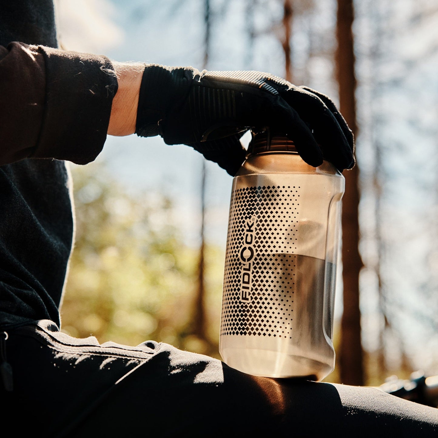 FIDLOCK TWIST COMPACT fles met magneetband (750ml) Gerookt