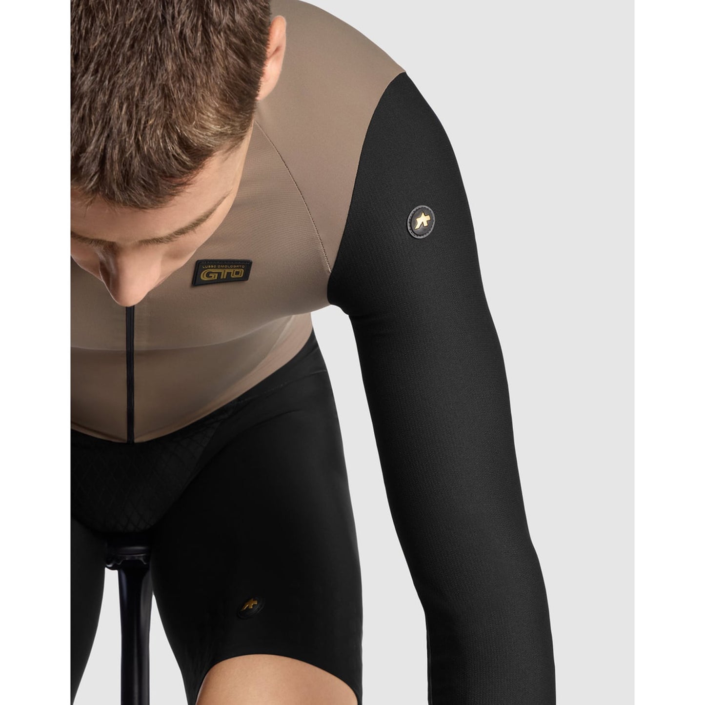 ASSOS MILLE GTO C2 Bruine trui met lange mouwen