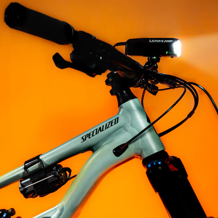 LEZYNE INFINITE LIGHT POWER PACK + batterij