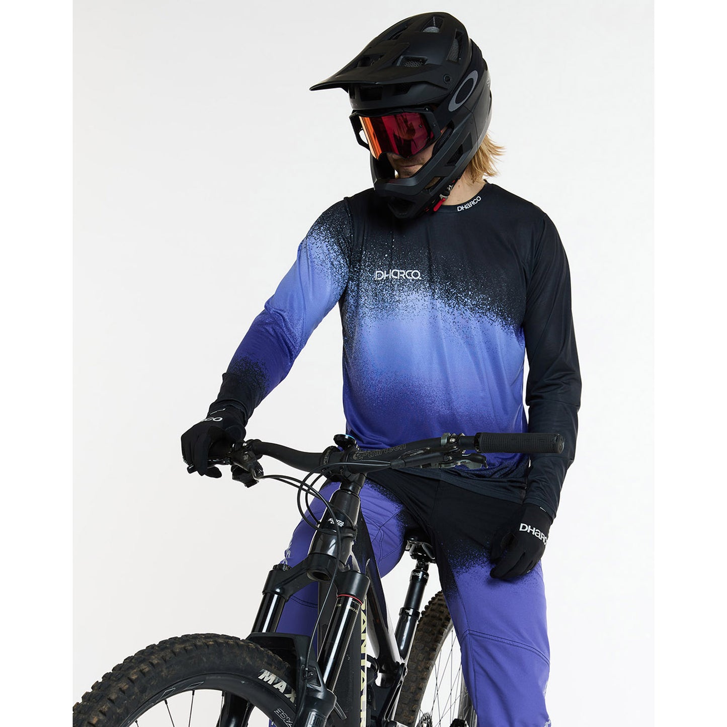 DHARCO RACE ULTRA VIOLET Lange Mouw Trui Zwart/Paars