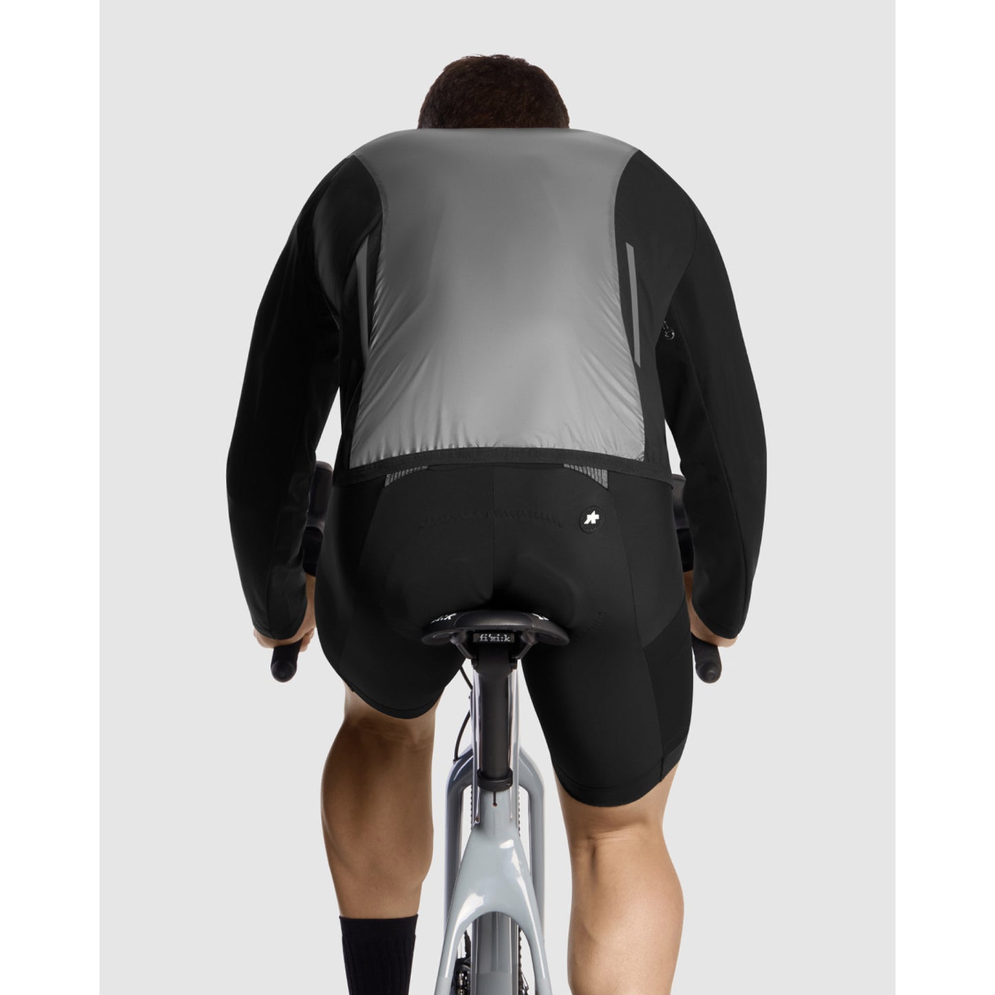 ASSOS TACTICA T5 Zwart Serie jack