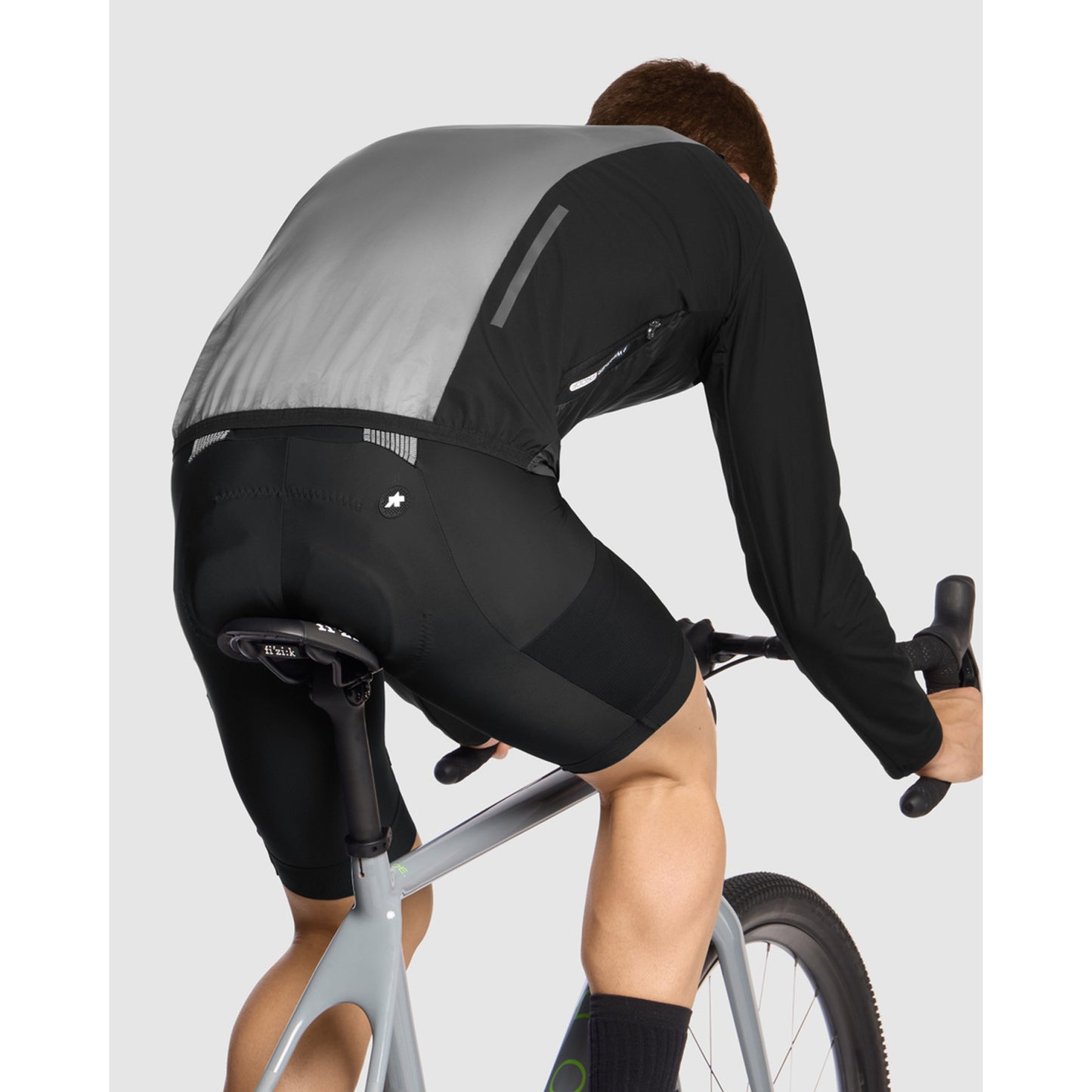 ASSOS TACTICA T5 Zwart Serie jack