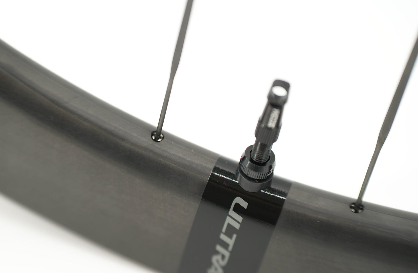Paar SCOM ULTRA 62+ Tubeless wielen (Center Lock)
