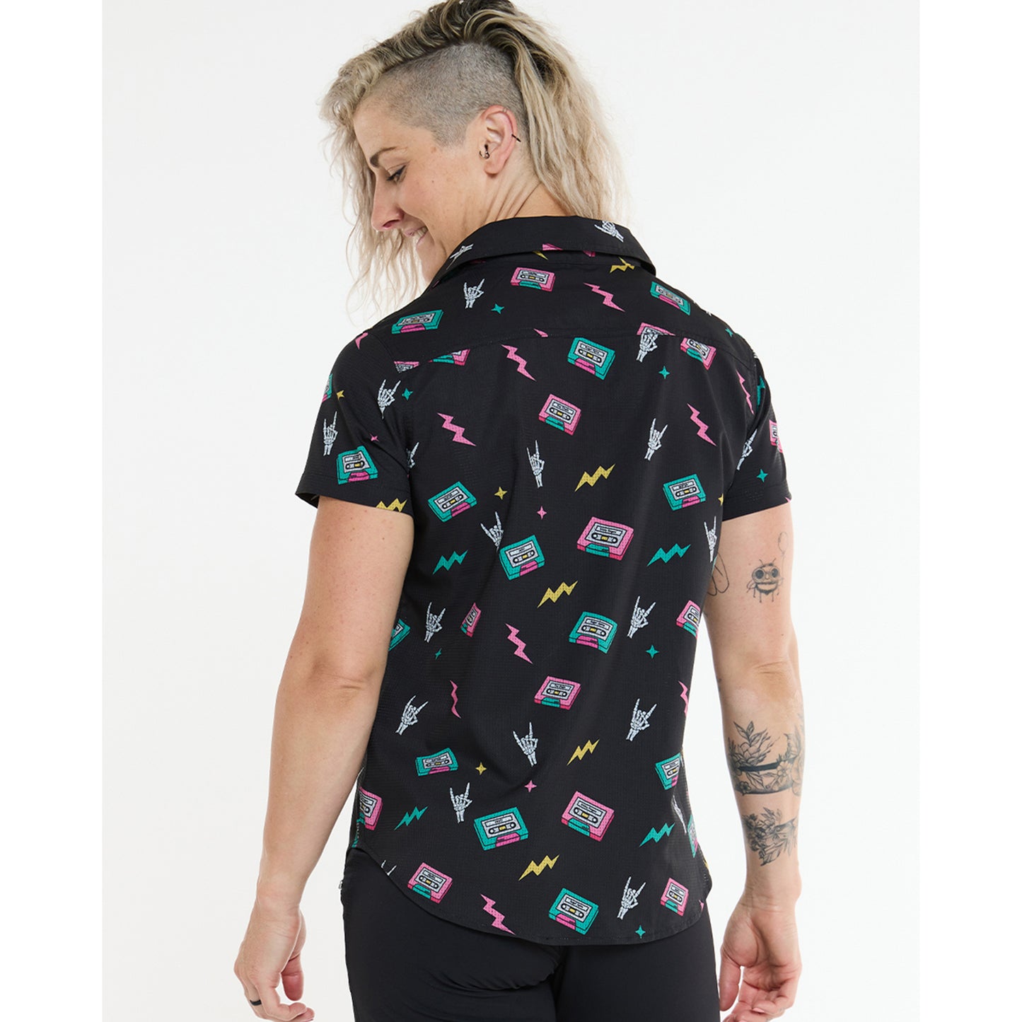 Dameshemd DHARCO TECH PARTY MIX TAPE Technisch shirt zwart