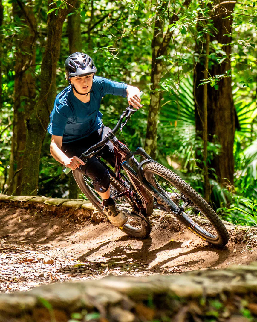 Damesshort DHARCO TRAIL Zwart