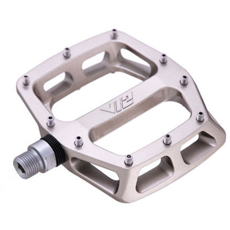 DMR V12 MAGNESIUM vlakke pedalen Grijs