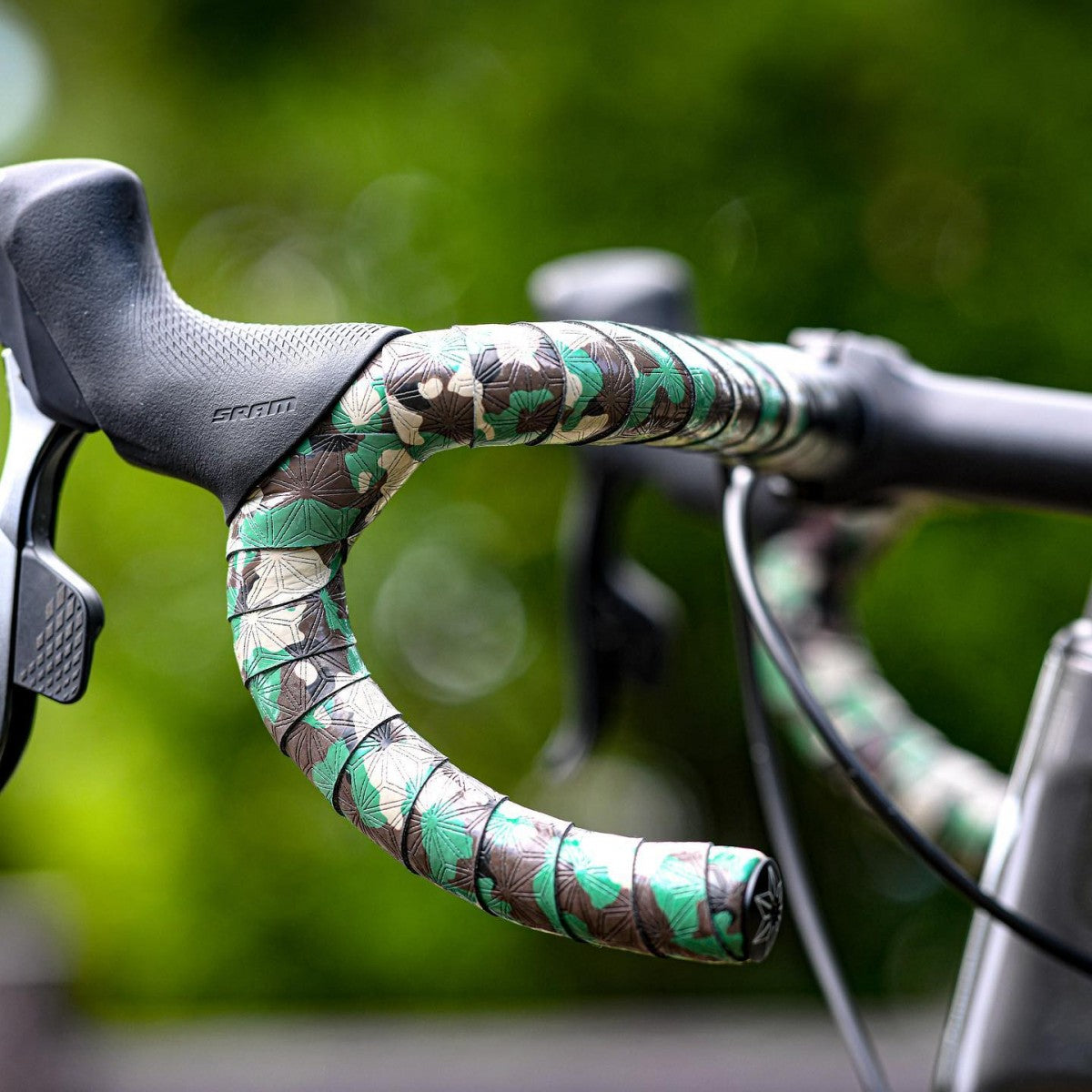 SUPACAZ SUPER STICKY KUSH GRAVEL Camo hanger tape