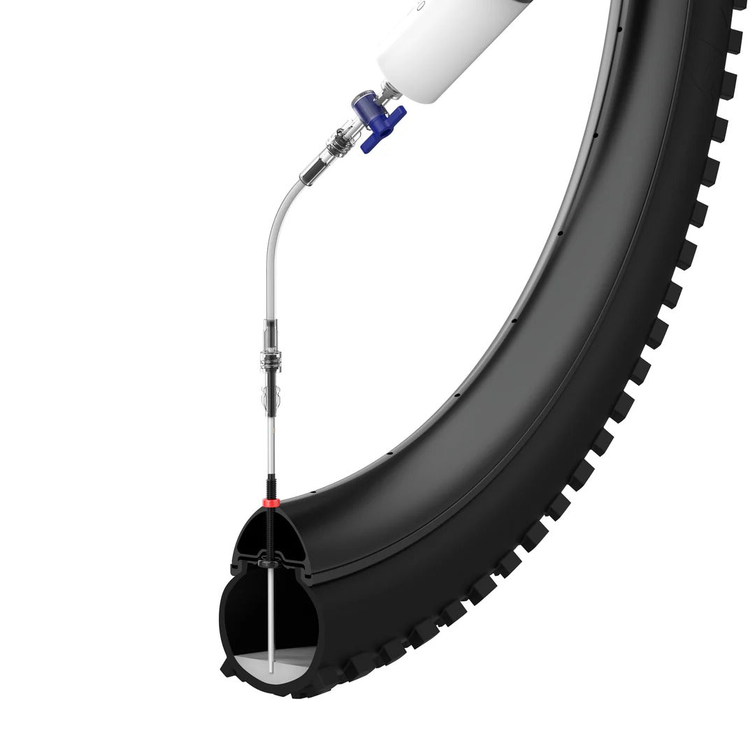 Spuit voor KOM CYCLING Preventieve vloeistof Alu ventiel