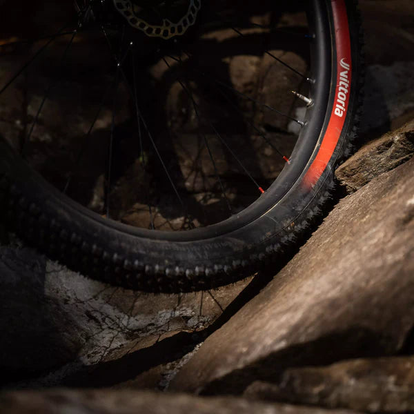 VITTORIA MARTELLO ENDURO RACE 29x2.40 Graphene/Silica Tubeless Ready Zachte Zwarte band