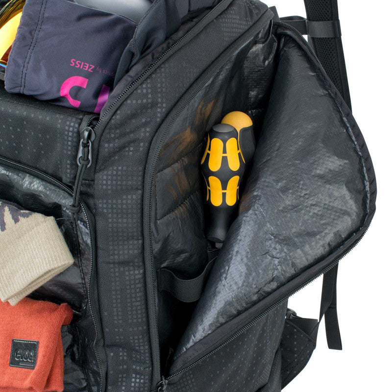 EVOC GEAR RUGZAK 60 L Zwart