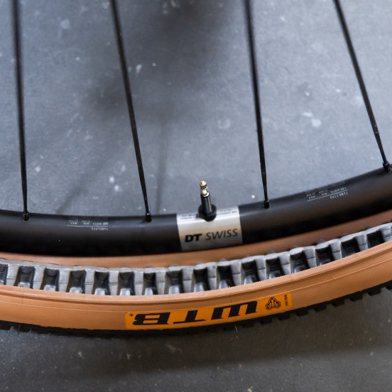 Tubeless Anti-Squeeze Schuim TANNUS LITE 700x28-32c