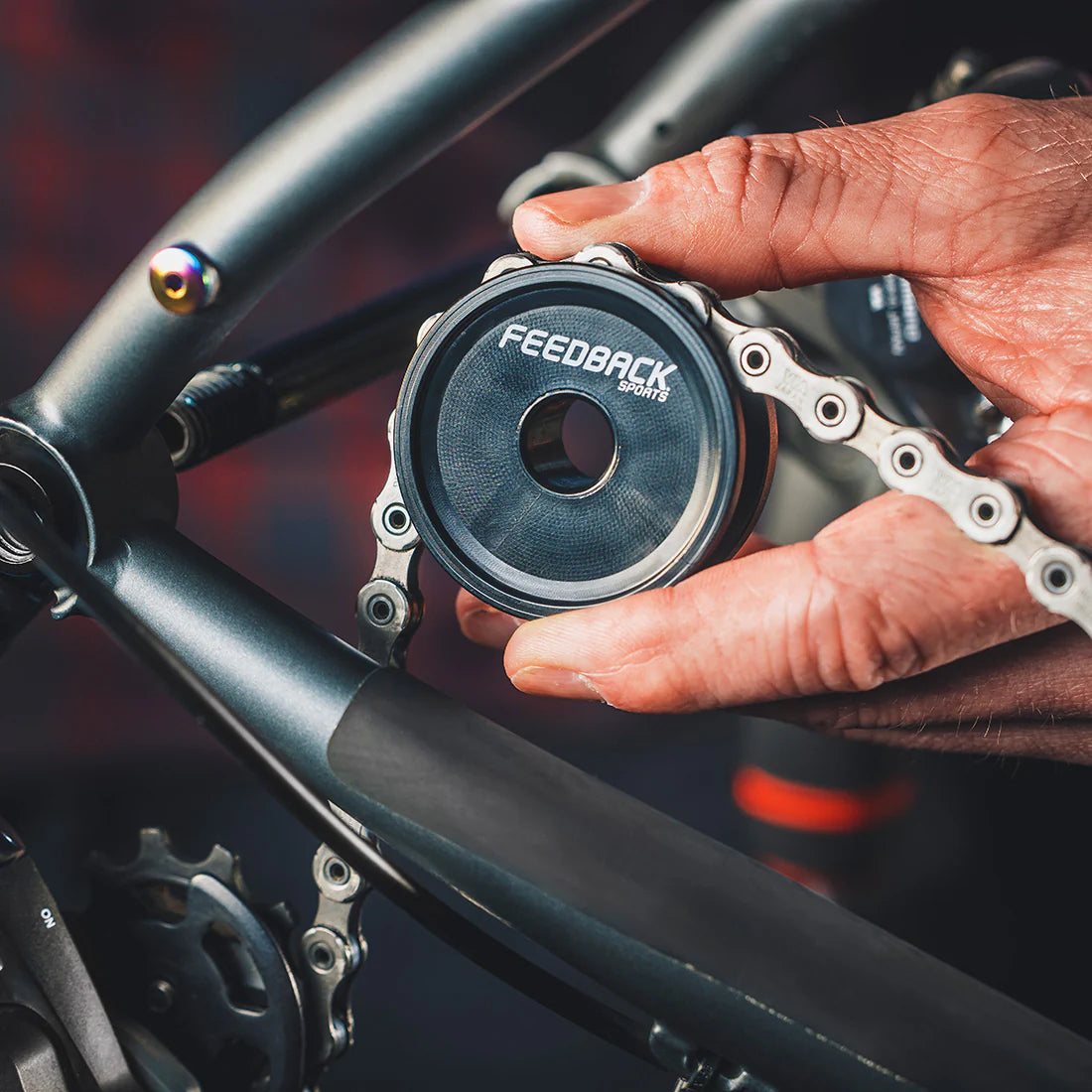 Kettinghouder voor steekas FEEDBACK SPORTS Thru-Axle Chain Keeper
