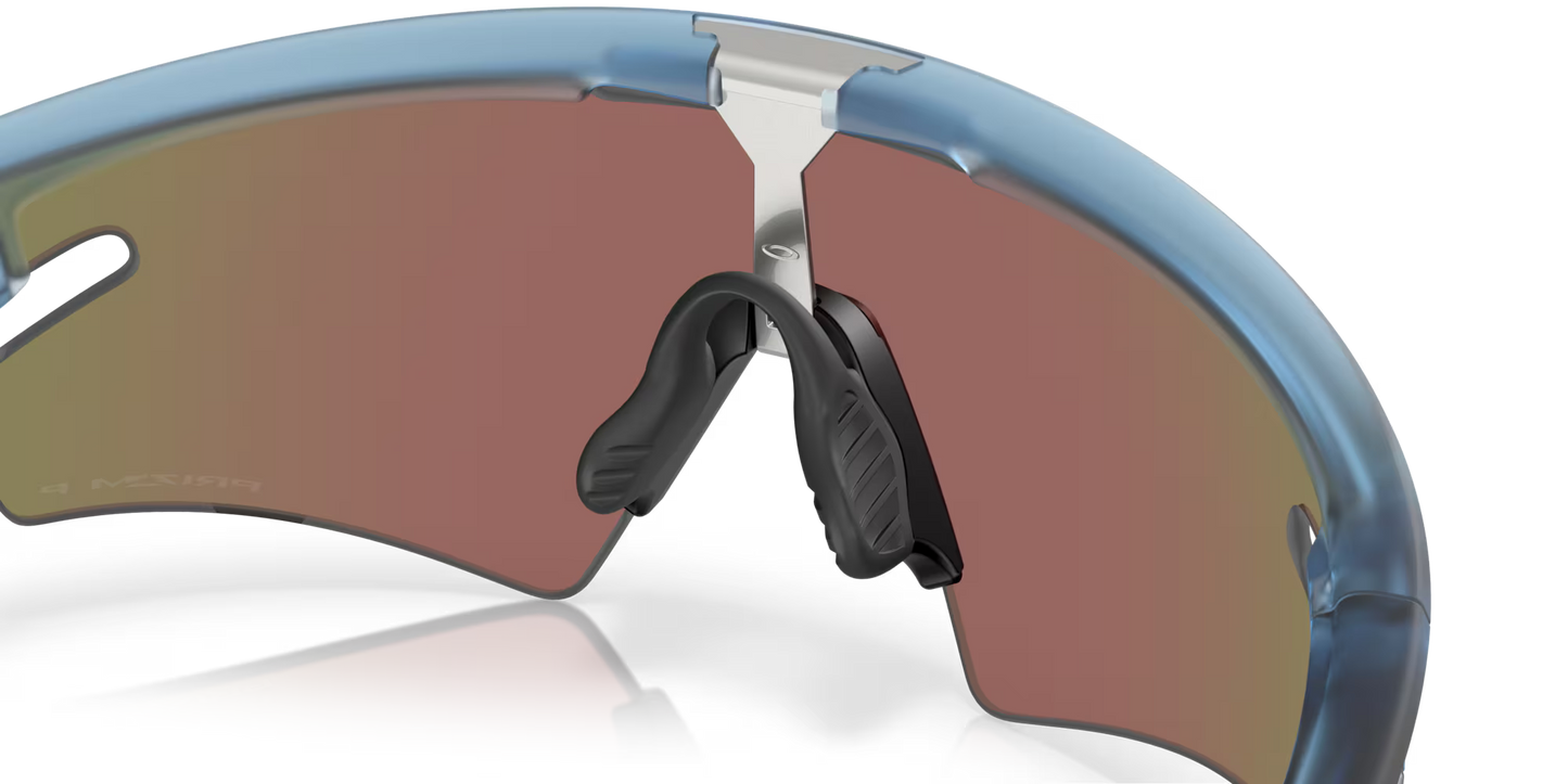 OAKLEY SPHAERA SLASH Mat Transparant Stone Prizm Sapphire Gepolariseerd Glas - OO9499-0336