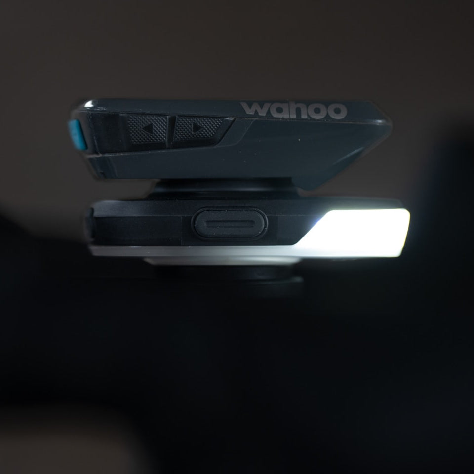 BBB SLICE 300 voorlamp met GARMIN WAHOO GPS inzetstuk
