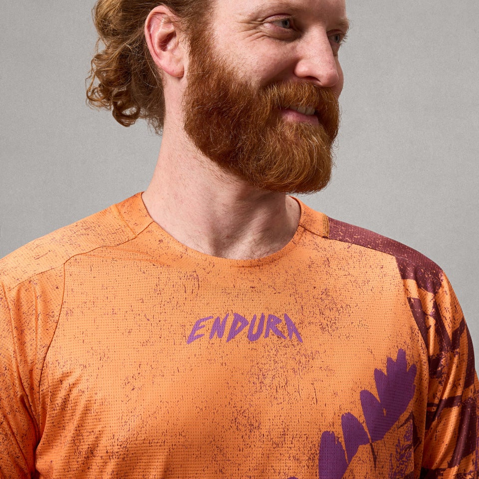 ENDURA SINGLETRACK PRINT Korte Mouw Jersey Einde Oranje