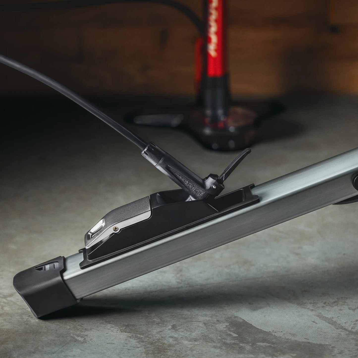 Pneumatische Montagestandaard FEEDBACK SPORTS Pro Air Lift