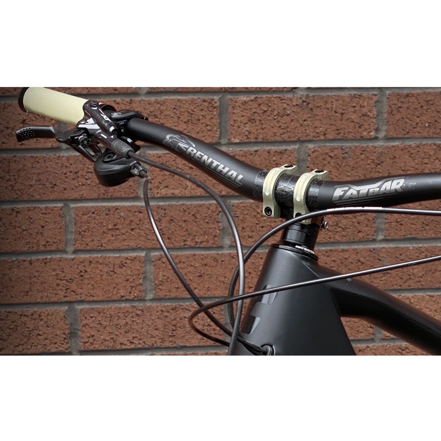 RENTHAL V3 FATBAR LITE Koolstof Stijging 20mm 760mm Hanger