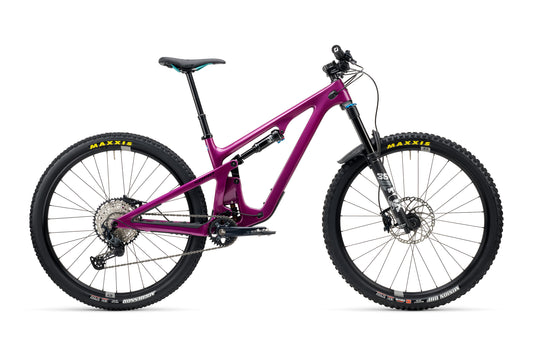 YETI SB140 29" C-SERIES kit en PERFORMANCE C1 montagekit Sangria 2024