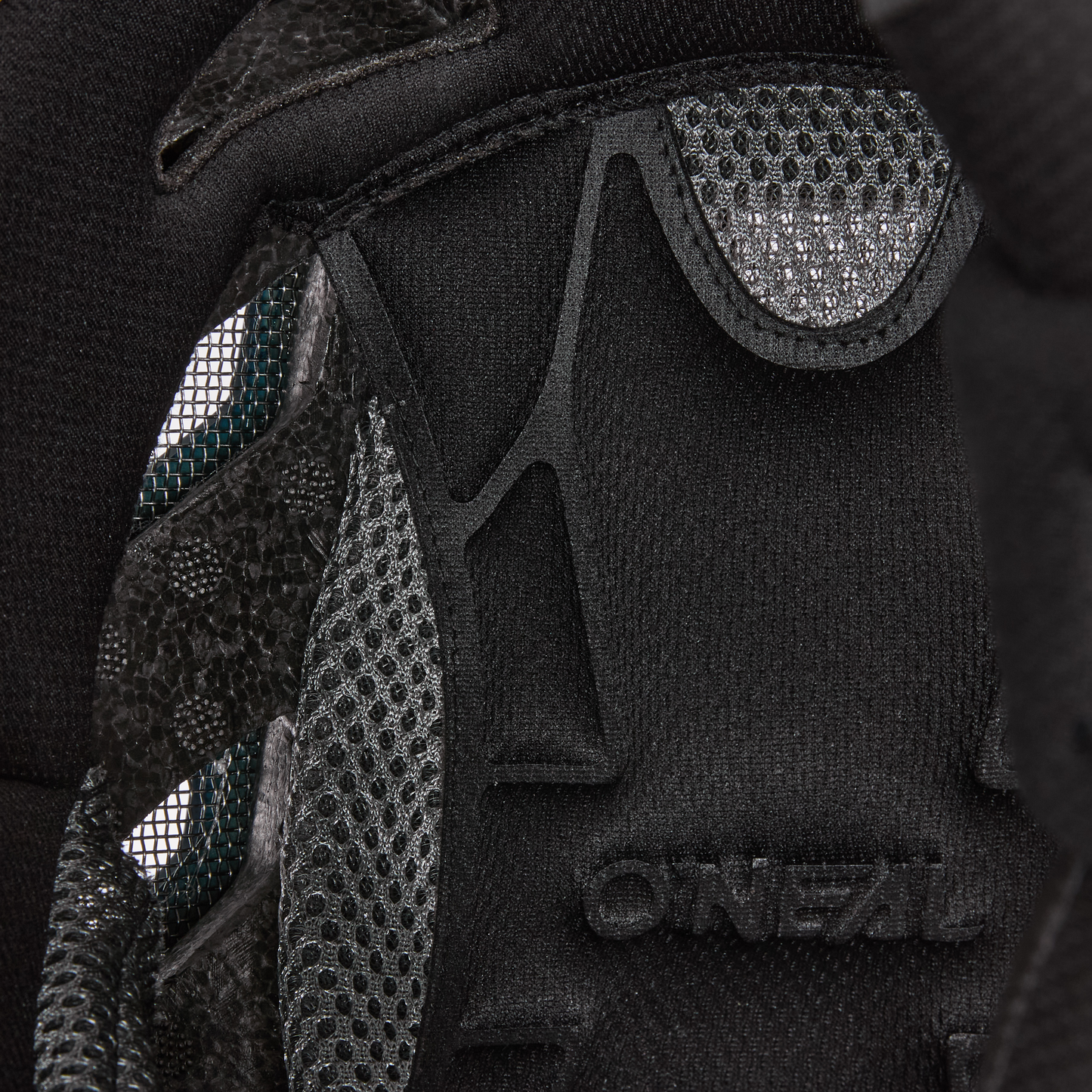 O'NEAL DHC KINI RED BULL 1.0 Helm Wit/Blauw