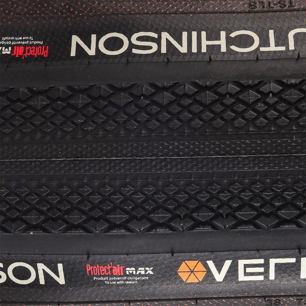HUTCHINSON OVERIDE HARDSKIN Tubeless voorbereid 700x38 band