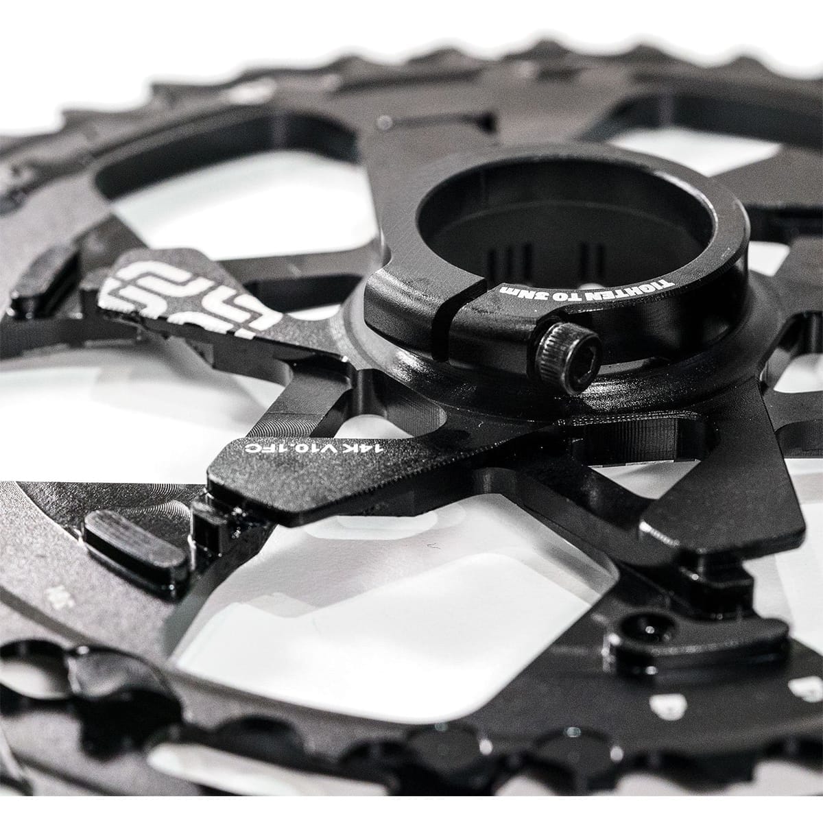 12V E-THIRTEEN TRS+ Sram XD cassette