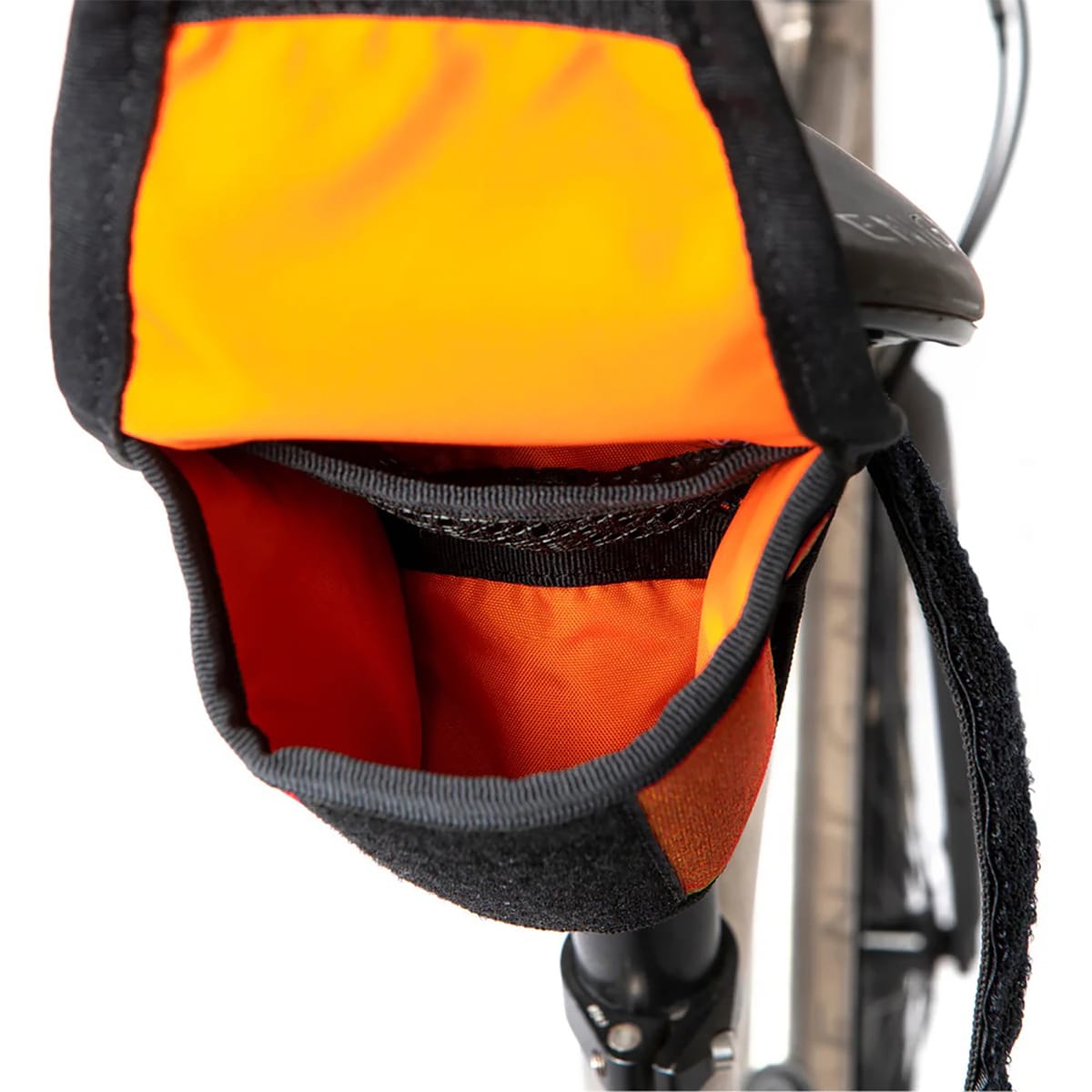 Zadeltas RESTRAP TOOL POUCH 0.6L Oranje