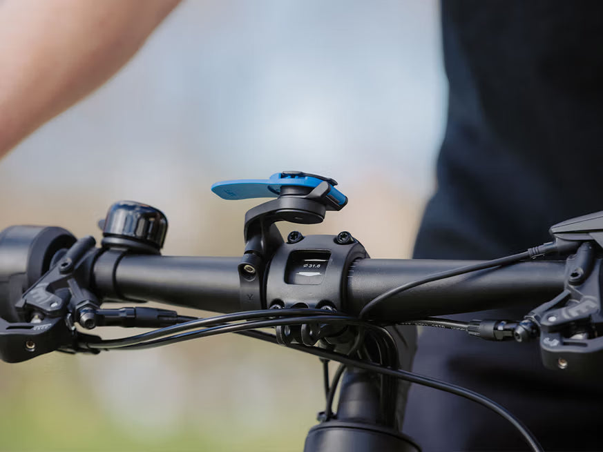 QUADLOCK OUT FRONT MOUNT Ophangbeugel voor montage