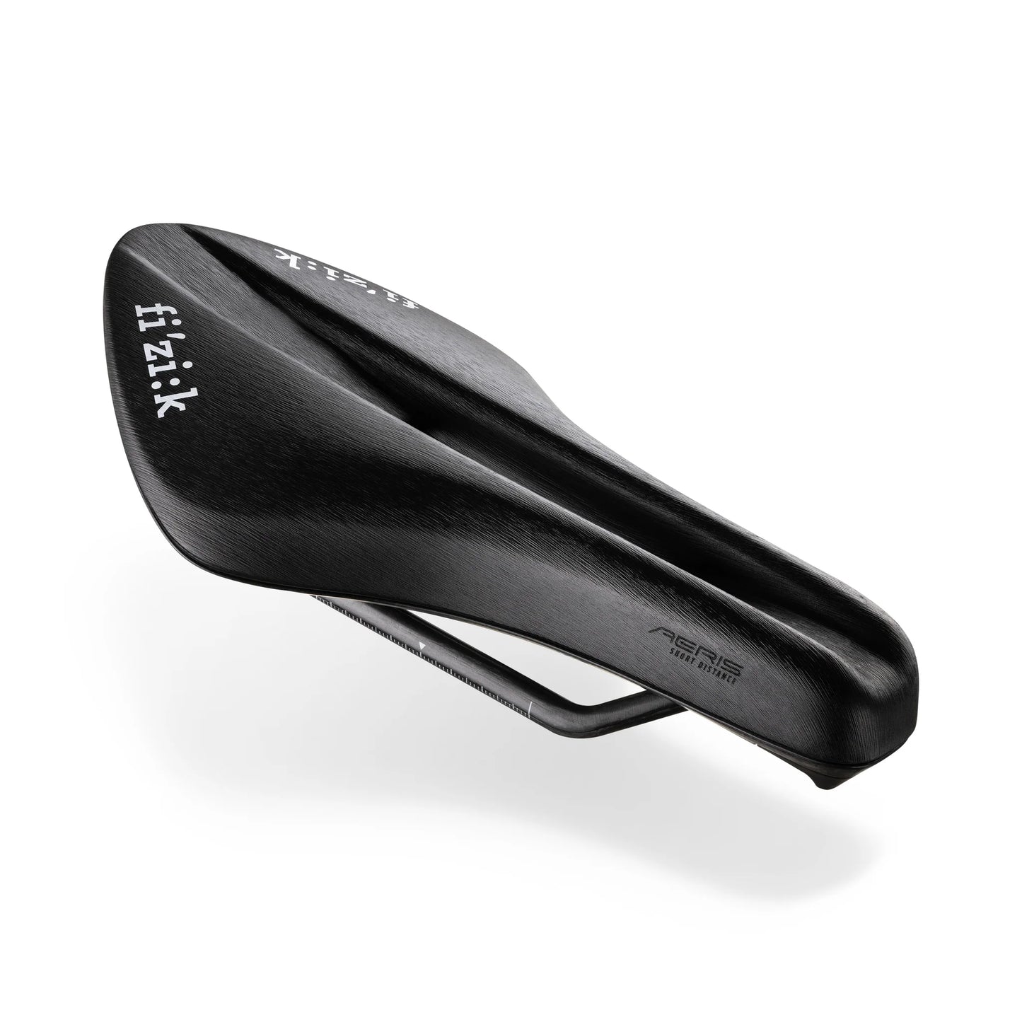 Zadel FIZIK AERIS SHORT DISTANCE R1 LIGHT 135 mm Rails Carbon