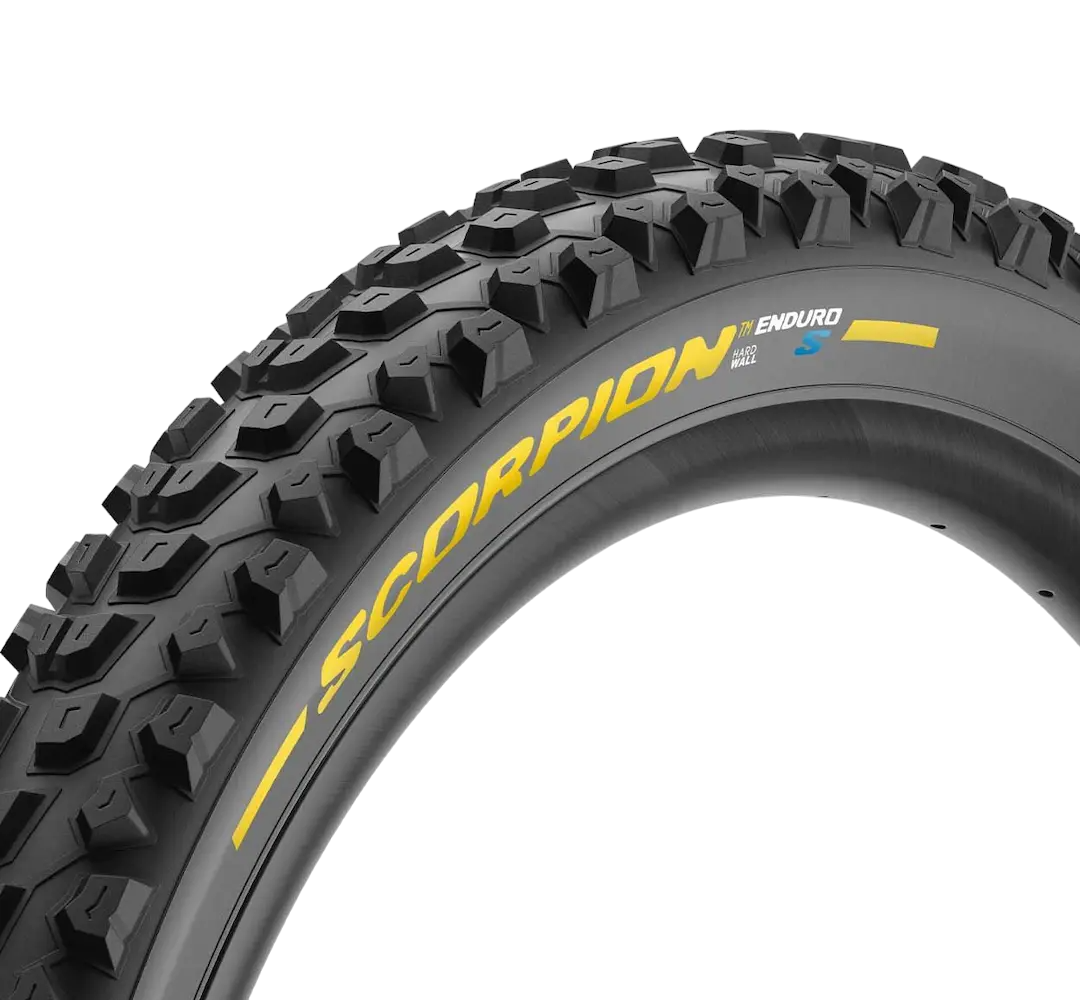 PIRELLI SCORPION ENDURO S COLOUR EDITION 29x2.40 HardWall Tubeless Ready Soft 4190000 band