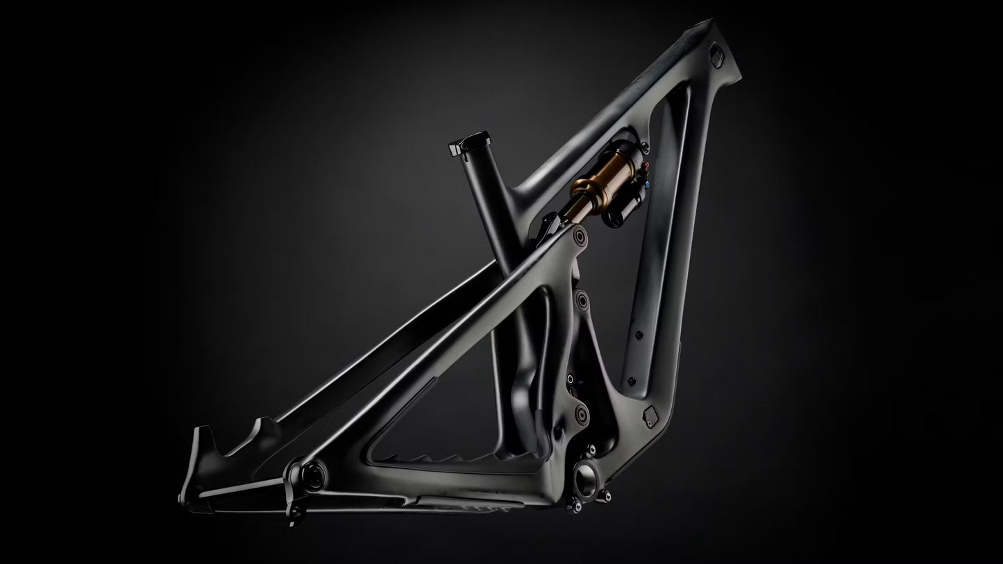 YETI SB140 29" C-SERIES Frameset en PERFORMANCE C2 Montageset Sangria 2024