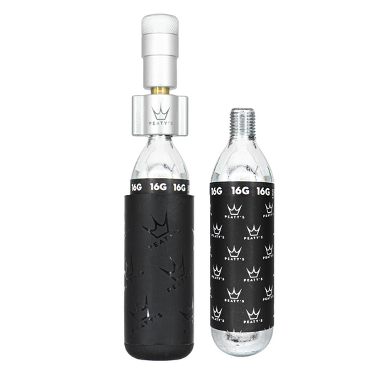PEATY'S HOLESHOT GRAVEL CO2 perforator + 2 x 16g zilveren CO2 patronen met schroefdraad