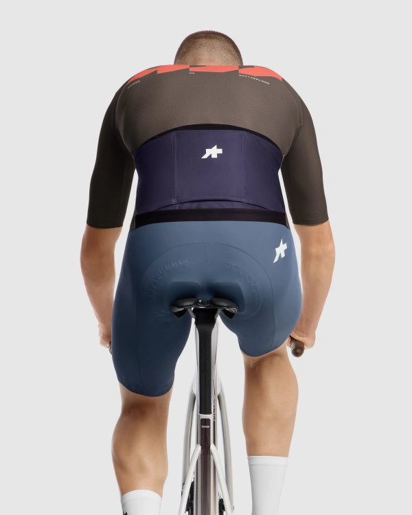 ASSOS EQUIPE R S11 Trui Wij zijn de A Korte Mouw Bruin