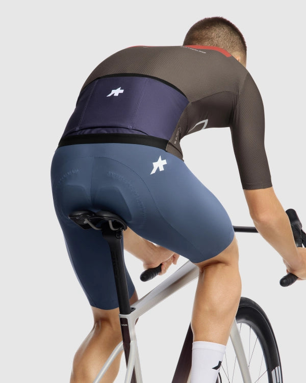 ASSOS EQUIPE R S11 Trui Wij zijn de A Korte Mouw Bruin
