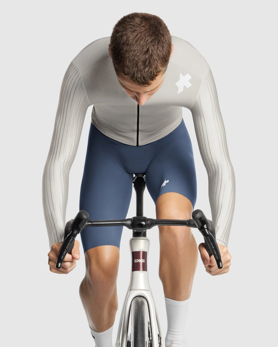 ASSOS EQUIPE RS S11 Jersey Lange Mouw Amandelmelk