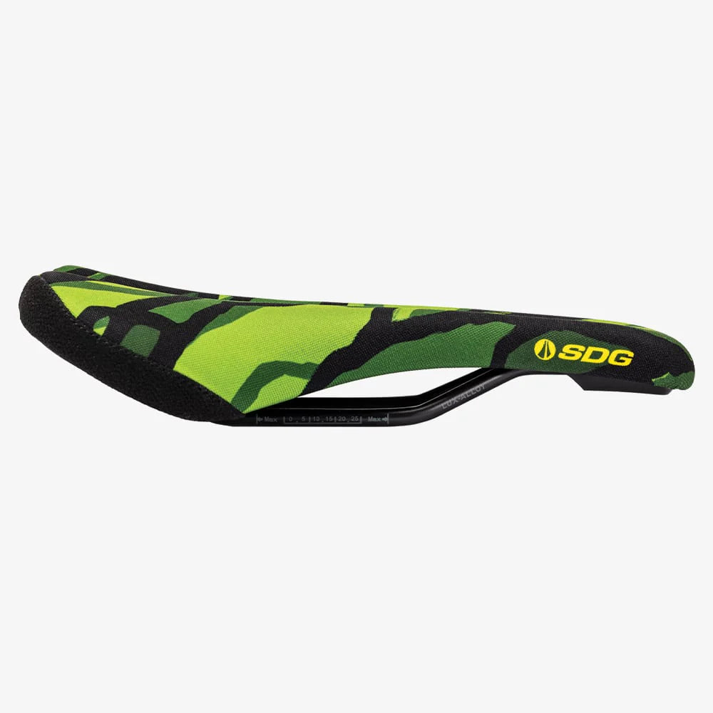 Zadel SDG BEL-AIR V3 TERRA FIRMA Rails Lux Alloy Camo Groen