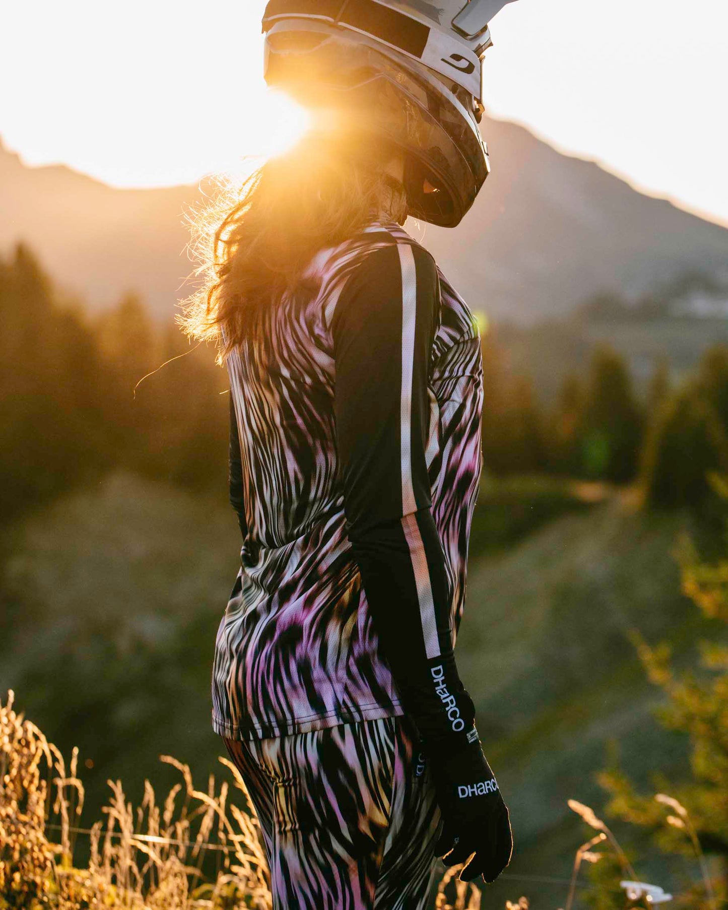 DHARCO RACE ACID SAFARI Lange Mouw Trui Dames Multi