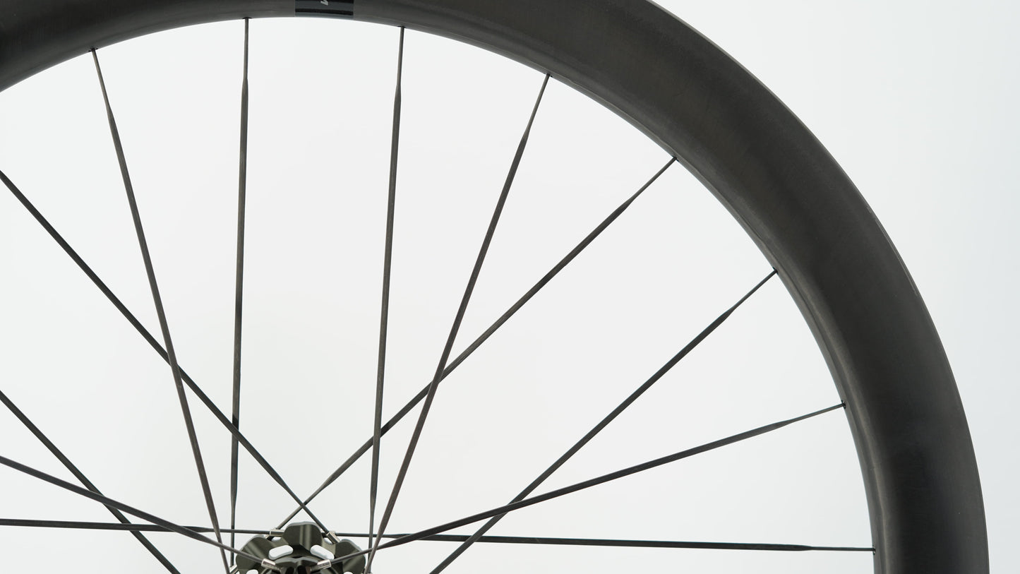 Paar SCOM ULTRA + Tubeless wielen (Center Lock)