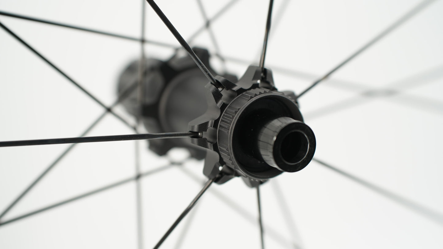 Paar SCOM EVO Tubeless wielen (Center Lock)