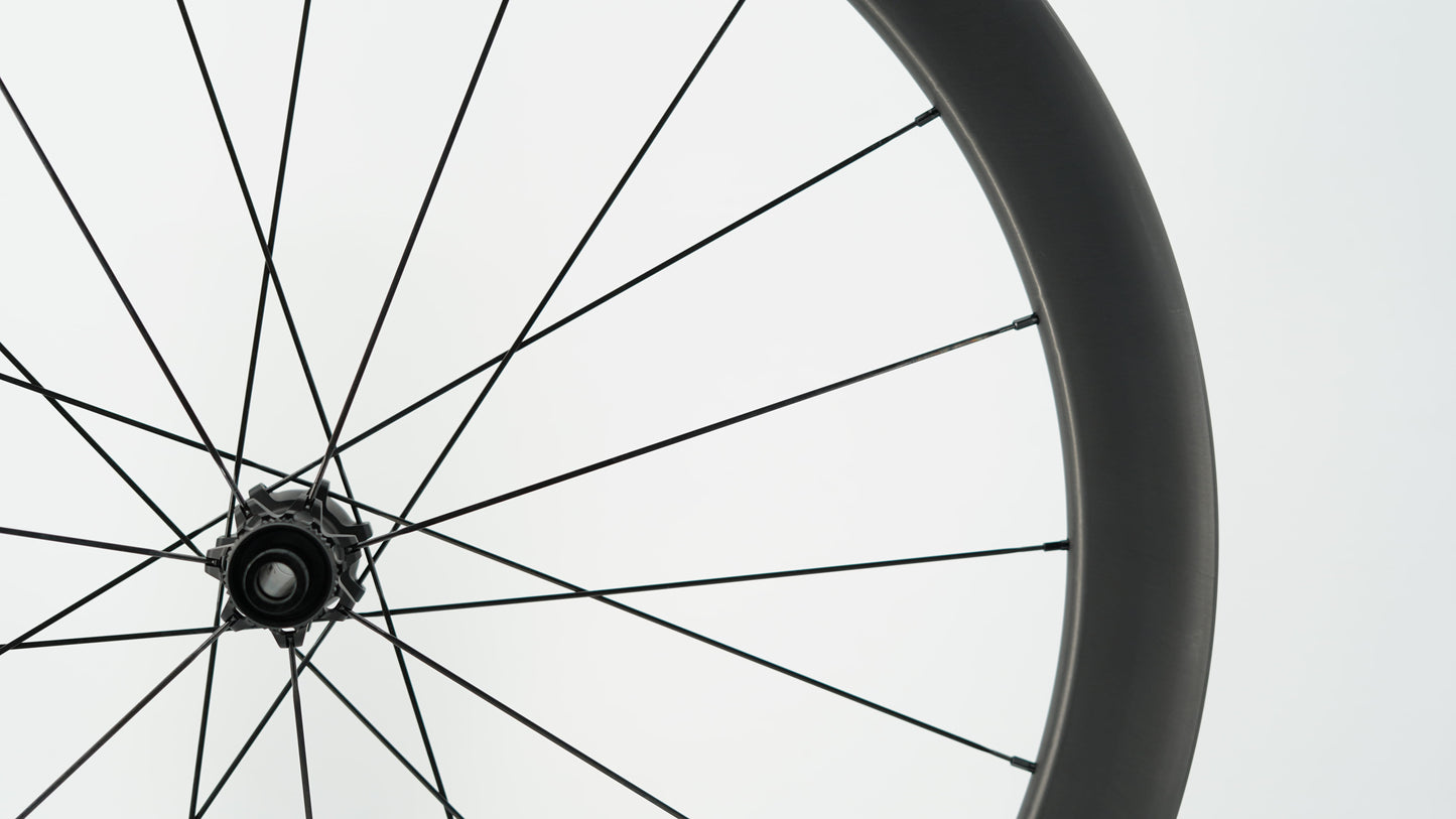 Paar SCOM EVO Tubeless wielen (Center Lock)