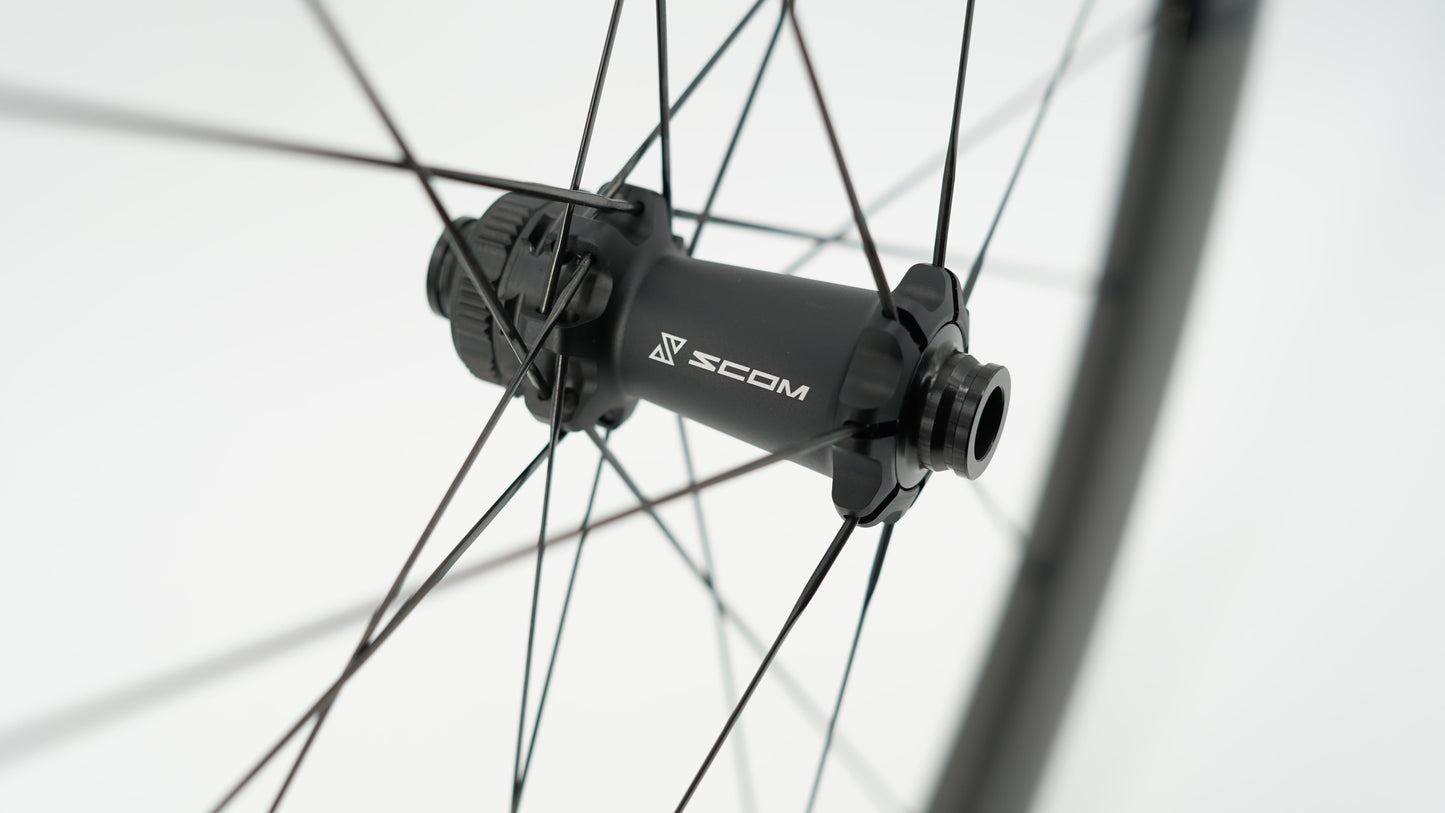 Paar SCOM EVO Tubeless wielen (Center Lock)