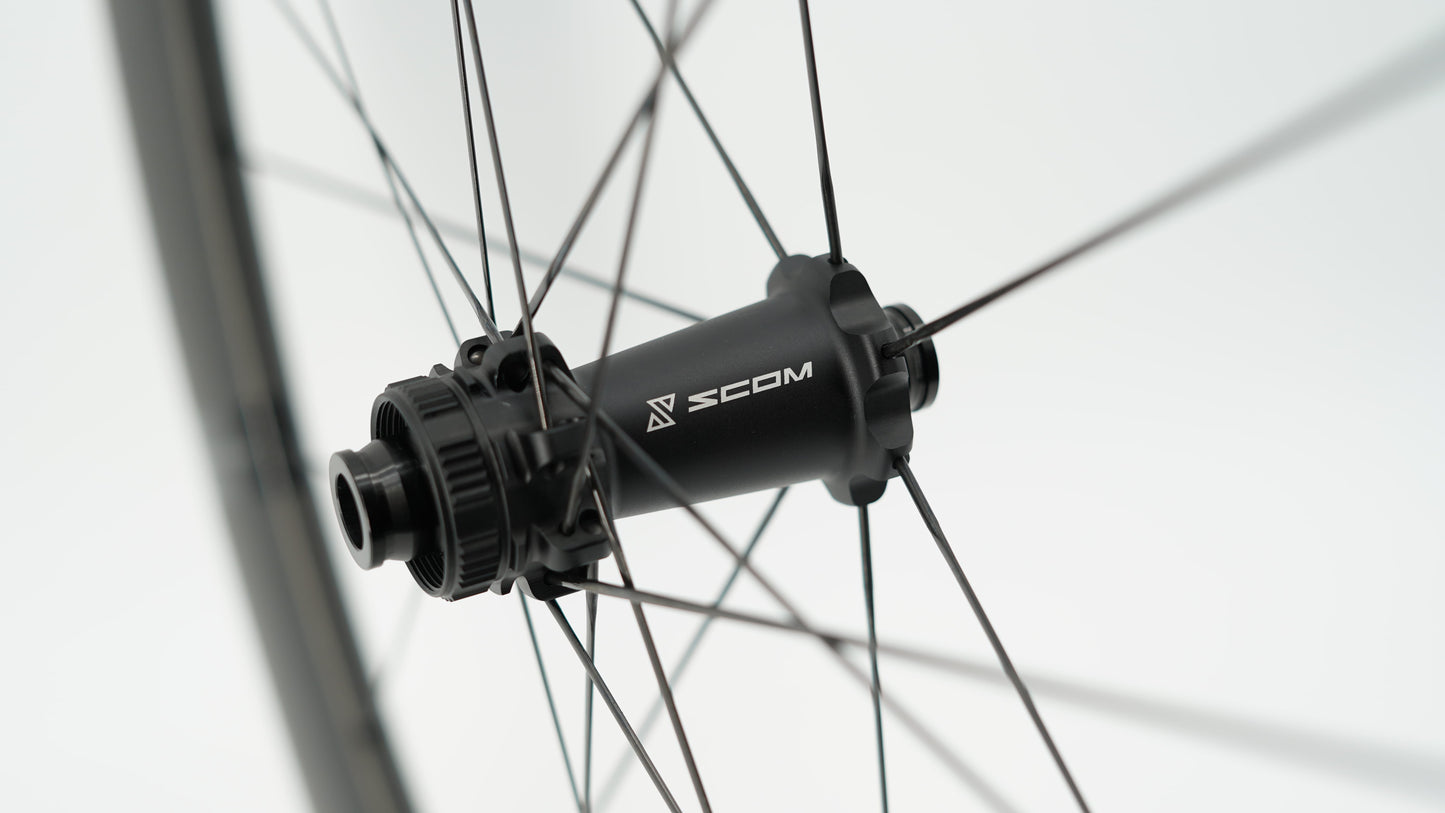 Paar SCOM EVO Tubeless wielen (Center Lock)
