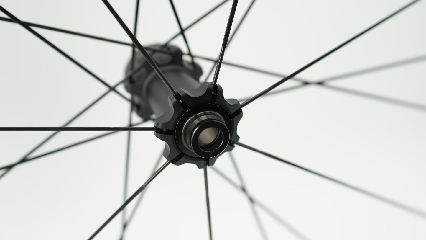 Paar SCOM EVO Tubeless wielen (Center Lock)