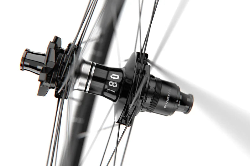 Set DT SWISS XMC 1200 SPLINE 30 mm 29" wielen met DED 90-ratel 15x110/12x148 mm Boost