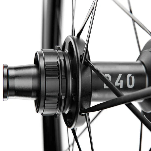 Paar DT SWISS ARC 1400 DICUT 65 Tubeless Ready wielen (Center Lock)
