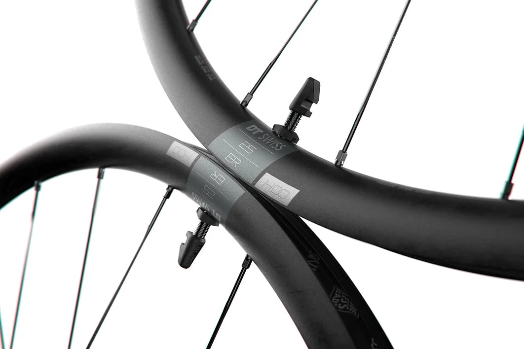 DT SWISS ER 1400 DICUT 25 DISC Tubeless Ready voorwiel (Center Lock)